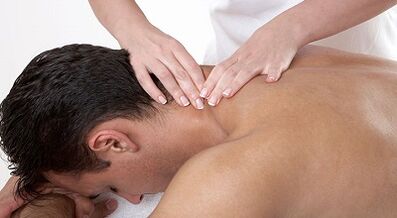 Nackenmassage mit Osteochondose